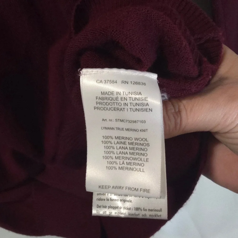 J.Lindeberg Lymann Burgundy 100% Merino Wool V-Neck‎ Sweater Men's Large